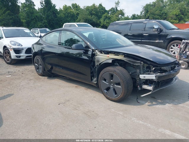 2021 Tesla Model 3 Standard Range Plus Rear-wheel Drive მანქანა იყიდება აუქციონზე, vin: 5YJ3E1EA1MF027415, აუქციონის ნომერი: 45724439