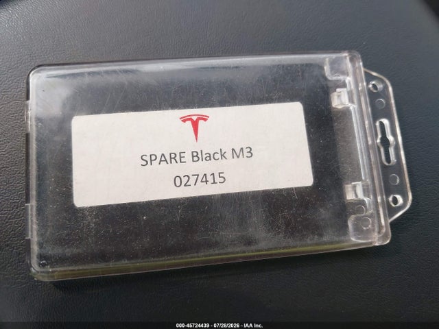 2021 Tesla Model 3 Standard Range Plus Rear-wheel Drive მანქანა იყიდება აუქციონზე, vin: 5YJ3E1EA1MF027415, აუქციონის ნომერი: 45724439