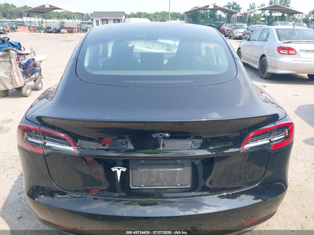 2021 Tesla Model 3 Standard Range Plus Rear-wheel Drive მანქანა იყიდება აუქციონზე, vin: 5YJ3E1EA1MF027415, აუქციონის ნომერი: 45724439
