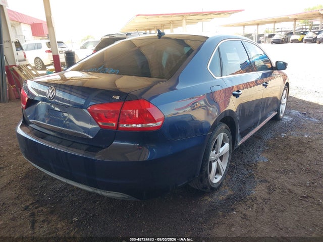 2013 Volkswagen Passat 2.5l Se მანქანა იყიდება აუქციონზე, vin: 1VWBP7A38DC107014, აუქციონის ნომერი: 45724483