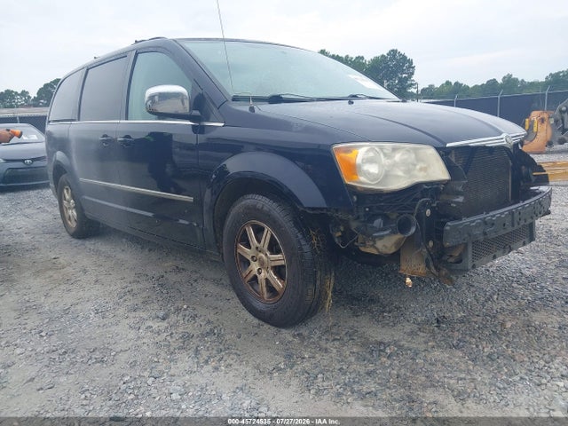 2010 Chrysler Town & Country Touring Plus მანქანა იყიდება აუქციონზე, vin: 2A4RR8D19AR398857, აუქციონის ნომერი: 45724535