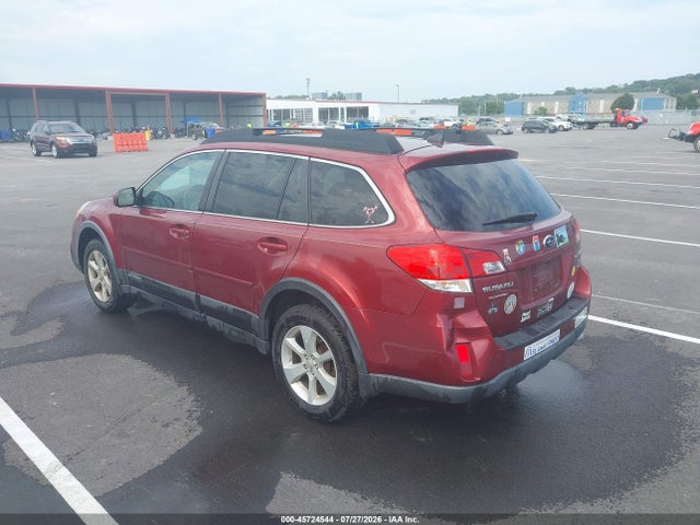 45724544 :رقم المزاد ، 4S4BRCDC7E3226090 vin ، 2014 Subaru Outback 2.5i Premium مزاد بيع