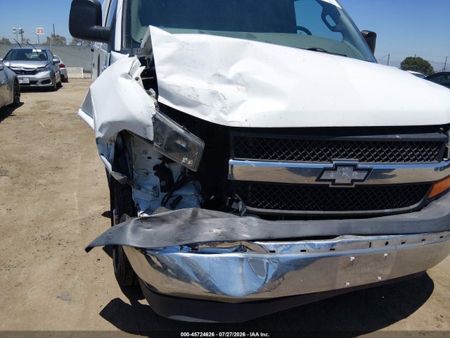 Chevrolet Express 2500 Work Van 2017 1GCWGAFF1H1118393 Image 6