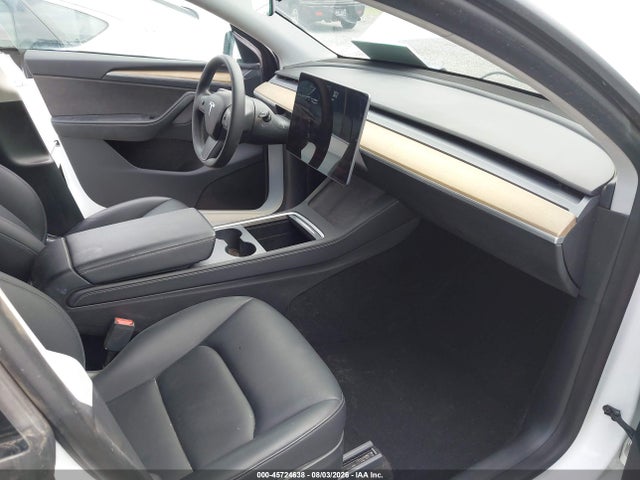 Продаж на аукціоні авто 2023 Tesla Model Y Awd/long Range Dual Motor All-wheel Drive, vin: 7SAYGDEE3PA042300, номер лоту: 45724638