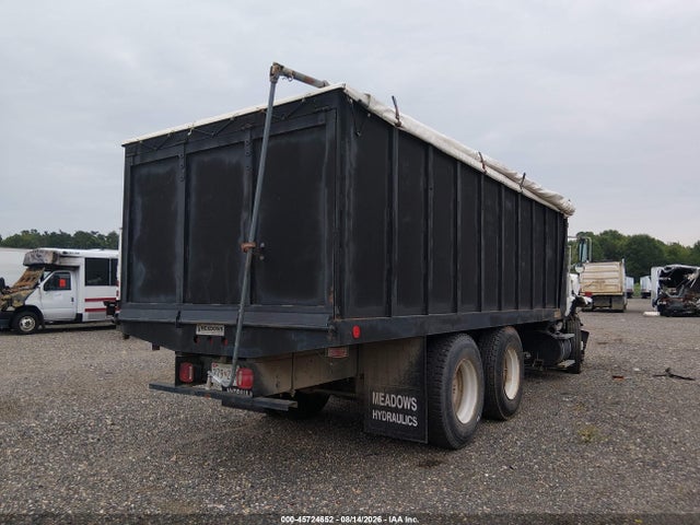 45724652 :رقم المزاد ، 1FDYW82E6RVA04848 vin ، 1994 Ford N-series Lnt8000f مزاد بيع