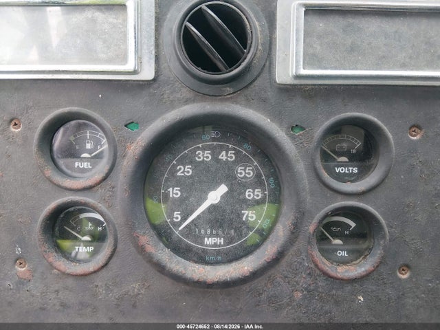 45724652 :رقم المزاد ، 1FDYW82E6RVA04848 vin ، 1994 Ford N-series Lnt8000f مزاد بيع