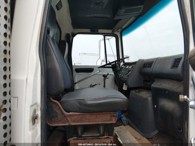 45724652 :رقم المزاد ، 1FDYW82E6RVA04848 vin ، 1994 Ford N-series Lnt8000f مزاد بيع