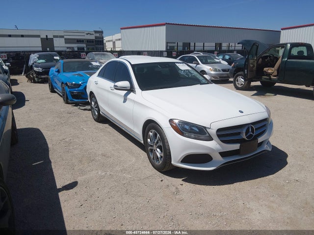Продажа на аукционе авто 2016 Mercedes-benz C 300 4matic, vin: 55SWF4KBXGU140775, номер лота: 45724666
