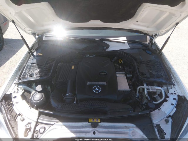Aukcja sprzedaży 2016 Mercedes-benz C 300 4matic, vin: 55SWF4KBXGU140775, numer aukcji: 45724666