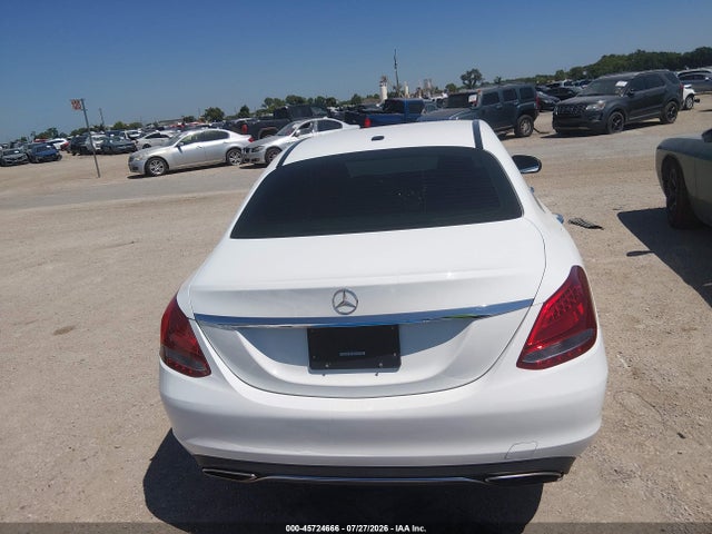 Aukcja sprzedaży 2016 Mercedes-benz C 300 4matic, vin: 55SWF4KBXGU140775, numer aukcji: 45724666