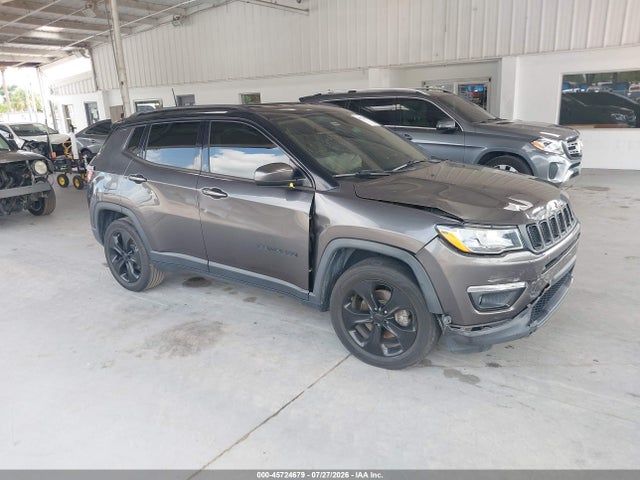 45724679 :رقم المزاد ، 3C4NJCBBXLT176774 vin ، 2020 Jeep Compass Altitude Fwd مزاد بيع
