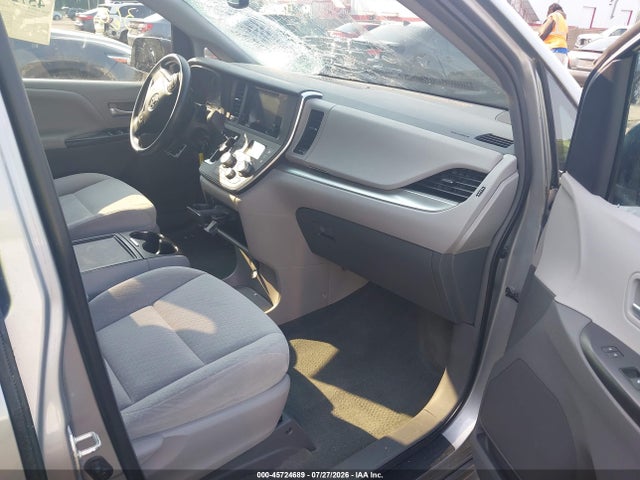 Aukcja sprzedaży 2015 Toyota Sienna Le 8 Passenger, vin: 5TDKK3DC5FS656550, numer aukcji: 45724689