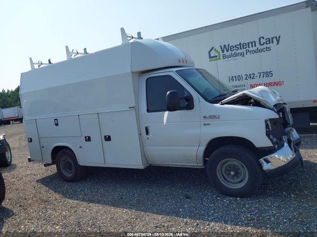 45724739 :رقم المزاد ، 1FDWE3F66KDC06228 vin ، 2019 Ford E-350 Cutaway مزاد بيع