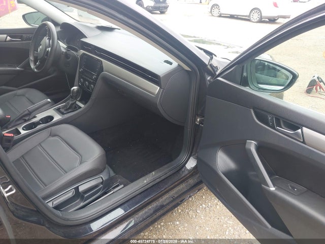 Продаж на аукціоні авто 2021 Volkswagen Passat 2.0t Se, vin: 1VWSA7A32MC013034, номер лоту: 45724775