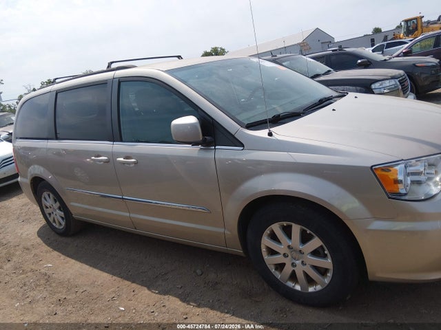 Продажа на аукционе авто 2016 Chrysler Town & Country Touring, vin: 2C4RC1BGXGR129894, номер лота: 45724784