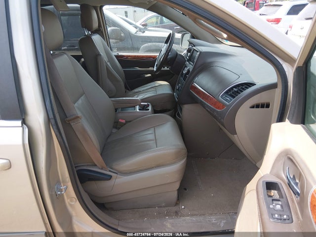 Продажа на аукционе авто 2016 Chrysler Town & Country Touring, vin: 2C4RC1BGXGR129894, номер лота: 45724784