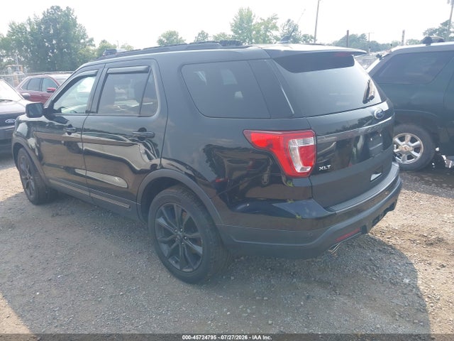 Ford EXPLORER XLT 2018 1FM5K7D89JGA54233 Image 3