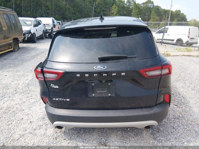 1FMCU0GN2PUA00566 Ford Escape Active