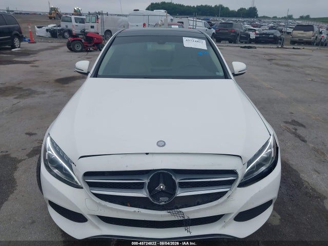 45724822 :رقم المزاد ، 55SWF4KB7GU101433 vin ، 2016 Mercedes-benz C 300 4matic مزاد بيع