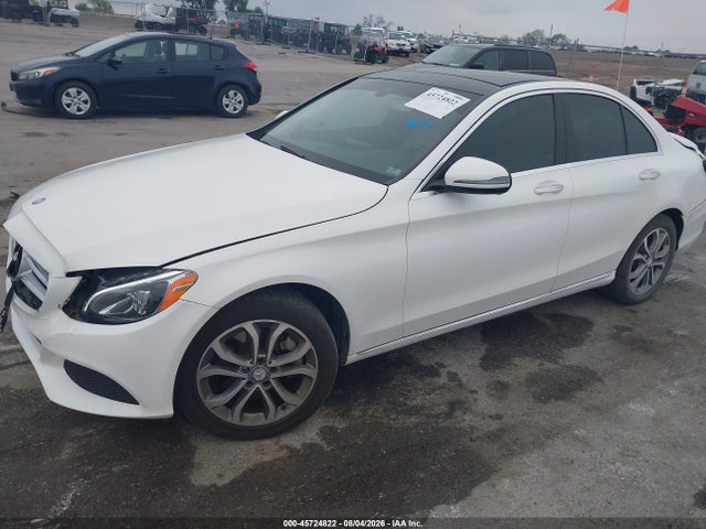 45724822 :رقم المزاد ، 55SWF4KB7GU101433 vin ، 2016 Mercedes-benz C 300 4matic مزاد بيع