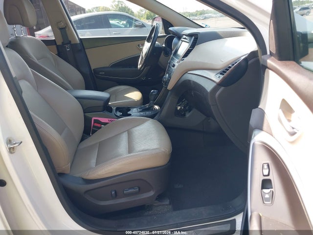 Продаж на аукціоні авто 2017 Hyundai Santa Fe Se Ultimate, vin: KM8SR4HF4HU216352, номер лоту: 45724830