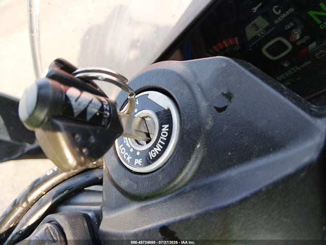 45724860 :رقم المزاد ، JS1EM13B5R7102597 vin ، 2024 Suzuki Gsx800 F مزاد بيع