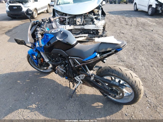 45724860 :رقم المزاد ، JS1EM13B5R7102597 vin ، 2024 Suzuki Gsx800 F مزاد بيع
