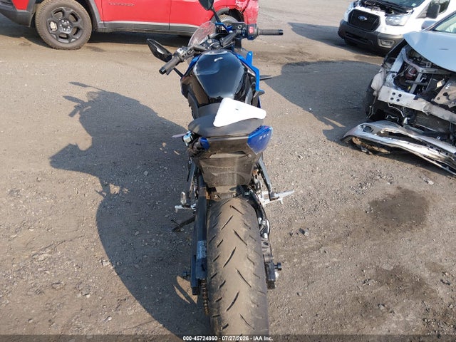 45724860 :رقم المزاد ، JS1EM13B5R7102597 vin ، 2024 Suzuki Gsx800 F مزاد بيع