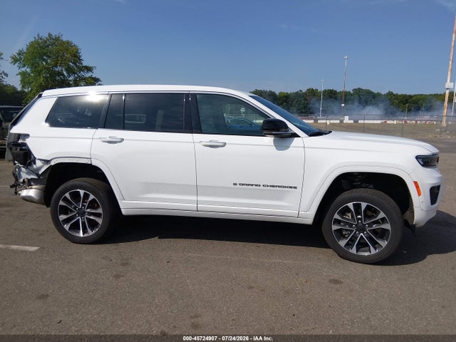 45724907 :رقم المزاد ، 1C4RJKDG6N8528352 vin ، 2022 Jeep Grand Cherokee L Overland 4x4 مزاد بيع
