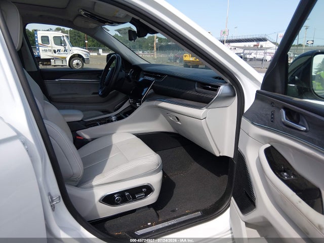 45724907 :رقم المزاد ، 1C4RJKDG6N8528352 vin ، 2022 Jeep Grand Cherokee L Overland 4x4 مزاد بيع