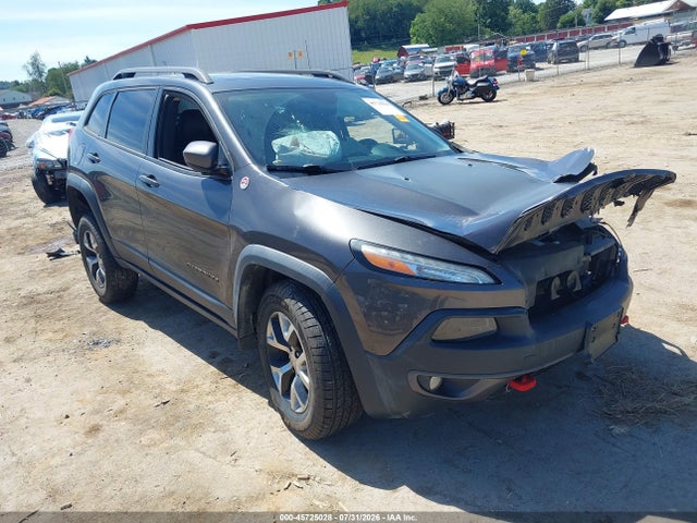 Продажа на аукционе авто 2015 Jeep Cherokee Trailhawk, vin: 1C4PJMBS3FW563437, номер лота: 45725028