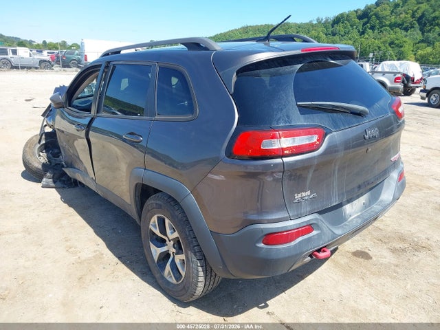 Продажа на аукционе авто 2015 Jeep Cherokee Trailhawk, vin: 1C4PJMBS3FW563437, номер лота: 45725028