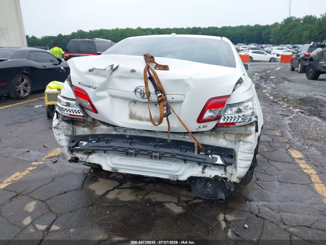 2011 Toyota Camry Le მანქანა იყიდება აუქციონზე, vin: 4T1BF3EK0BU675065, აუქციონის ნომერი: 45725035