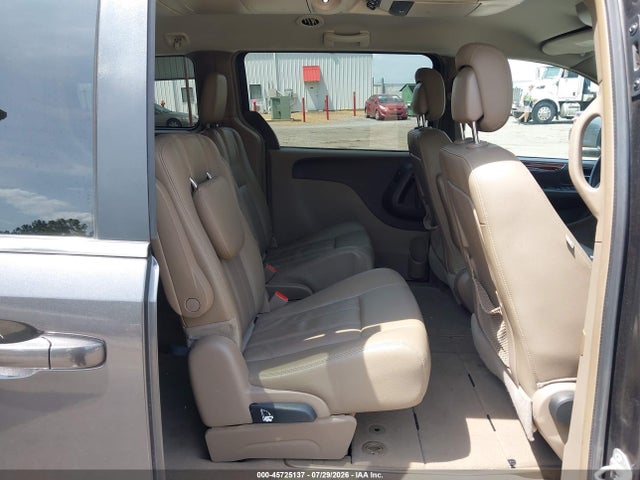 2016 Chrysler Town & Country Touring მანქანა იყიდება აუქციონზე, vin: 2C4RC1BG2GR293754, აუქციონის ნომერი: 45725137