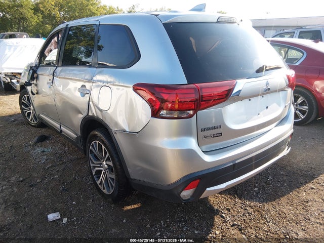 Продаж на аукціоні авто 2018 Mitsubishi Outlander Es, vin: JA4AD2A36JZ002789, номер лоту: 45725145