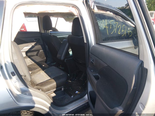 Продаж на аукціоні авто 2018 Mitsubishi Outlander Es, vin: JA4AD2A36JZ002789, номер лоту: 45725145