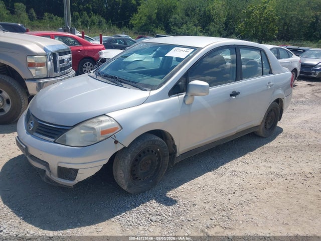 45725146 :رقم المزاد ، 3N1BC11E98L389044 vin ، 2008 Nissan Versa 1.8s مزاد بيع