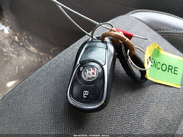 45725184 :رقم المزاد ، KL4MMBS26MB065035 vin ، 2021 Buick Encore Gx Fwd Preferred مزاد بيع