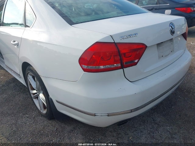 Aukcja sprzedaży 2015 Volkswagen Passat 1.8t Sel Premium, vin: 1VWCT7A33FC053401, numer aukcji: 45725188