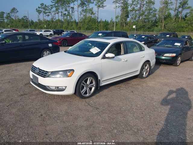 Aukcja sprzedaży 2015 Volkswagen Passat 1.8t Sel Premium, vin: 1VWCT7A33FC053401, numer aukcji: 45725188