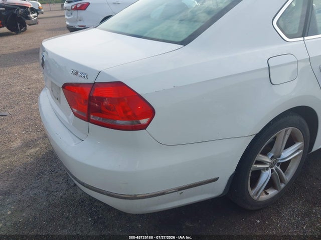 Aukcja sprzedaży 2015 Volkswagen Passat 1.8t Sel Premium, vin: 1VWCT7A33FC053401, numer aukcji: 45725188