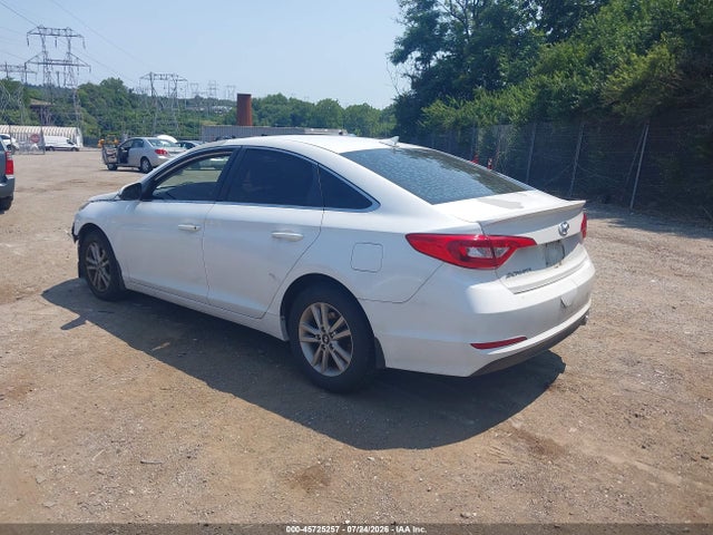 Hyundai SONATA SE 2017 5NPE24AF0HH514097 Image 3