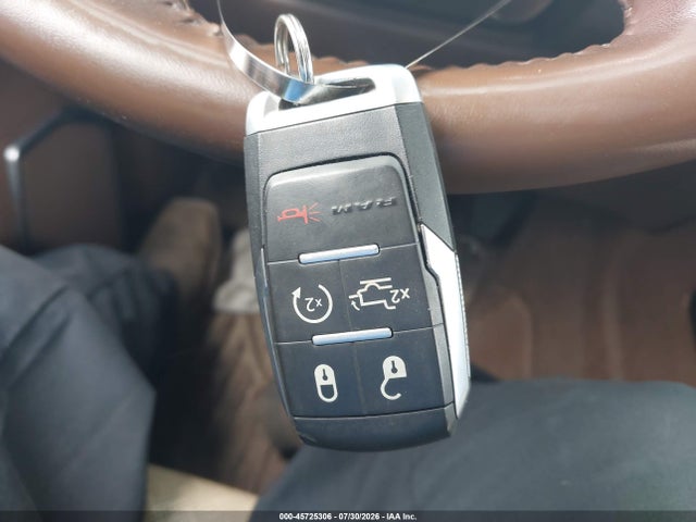 Продажа на аукционе авто 2022 Ram 2500, vin: 3C6UR5FLXNG111297, номер лота: 45725306