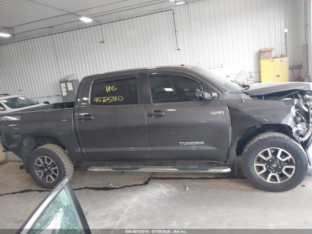 45725310 :رقم المزاد ، 5TFDW5F1XEX354653 vin ، 2014 Toyota Tundra Sr5 5.7l V8 مزاد بيع