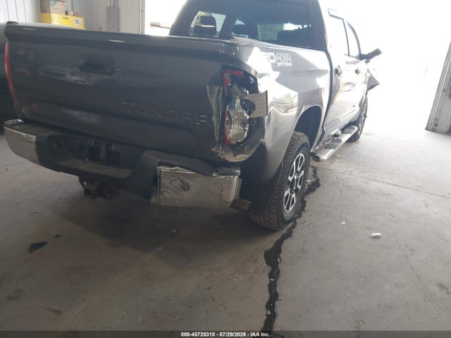 45725310 :رقم المزاد ، 5TFDW5F1XEX354653 vin ، 2014 Toyota Tundra Sr5 5.7l V8 مزاد بيع