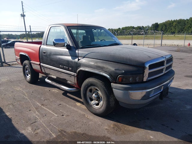 45725323 :رقم المزاد ، 1B7HC16Y9TS526682 vin ، 1996 Dodge Ram 1500 مزاد بيع
