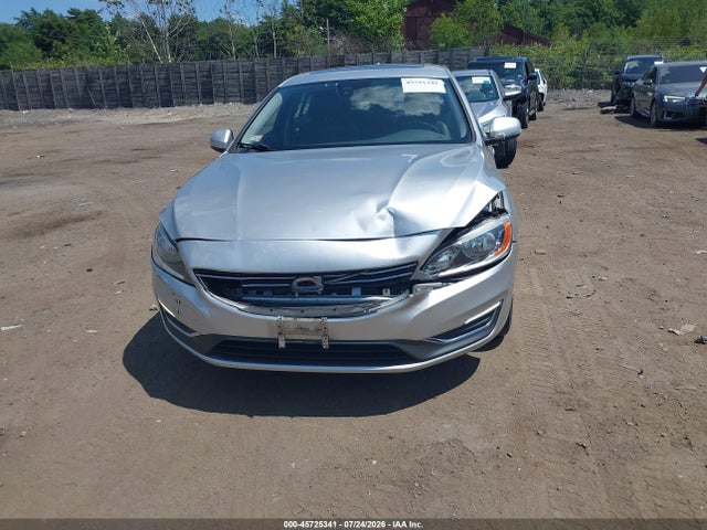 2015 Volvo S60 T5 Premier მანქანა იყიდება აუქციონზე, vin: YV1612TB7F1309011, აუქციონის ნომერი: 45725341