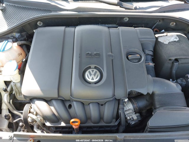 2013 Volkswagen Passat 2.5l Se მანქანა იყიდება აუქციონზე, vin: 1VWBP7A3XDC012776, აუქციონის ნომერი: 45725347