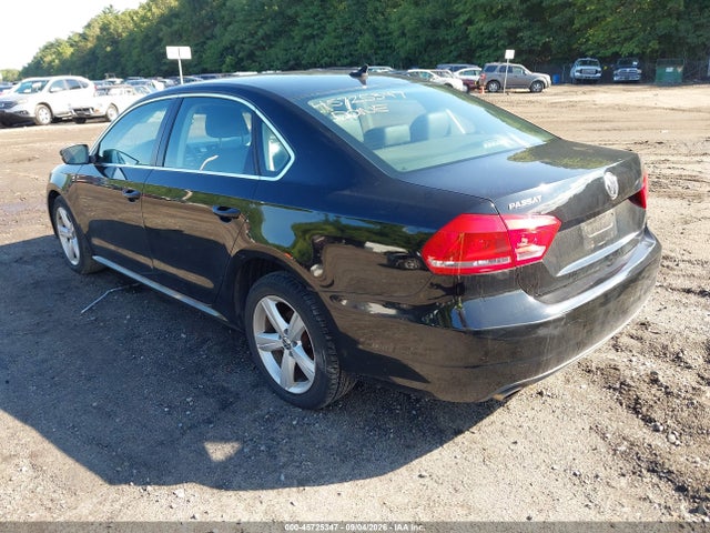 2013 Volkswagen Passat 2.5l Se მანქანა იყიდება აუქციონზე, vin: 1VWBP7A3XDC012776, აუქციონის ნომერი: 45725347