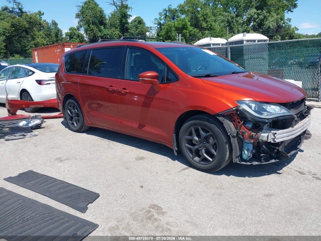 45725370 :رقم المزاد ، 2C4RC1GG2JR171637 vin ، 2018 Chrysler Pacifica Limited مزاد بيع